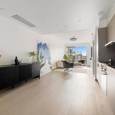 아파트 Barcode Luxurious Apartment, Prime Location